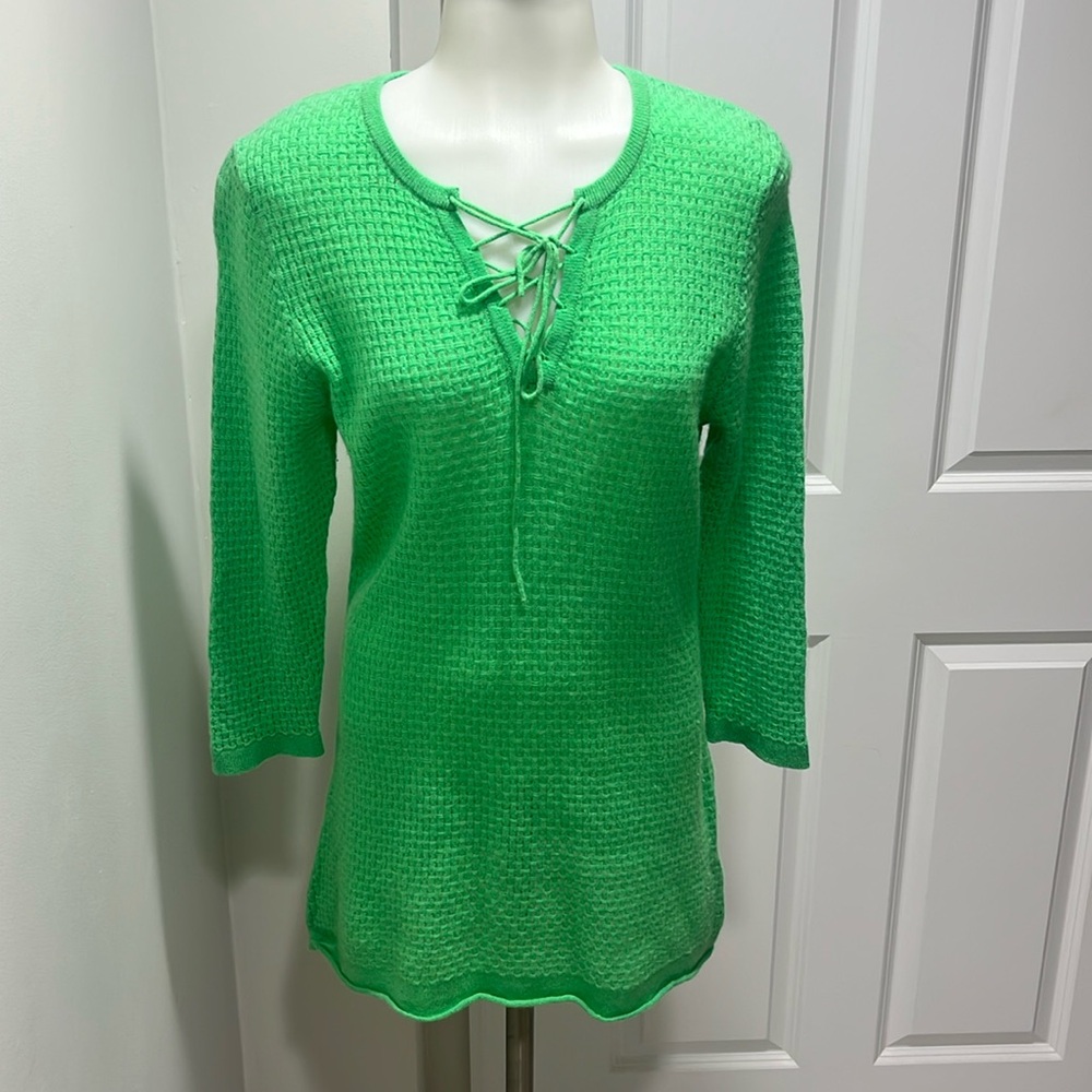 Claudia Nichele light grass green summer weight cashmere sweater. Sz M.